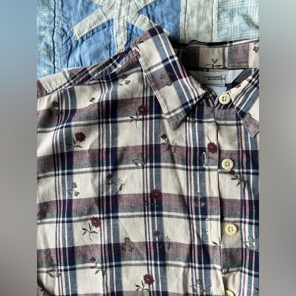 Northern Reflections Womens Cabin Core Floral Plaid Button Up Shirt Country M - Picture 4 of 10